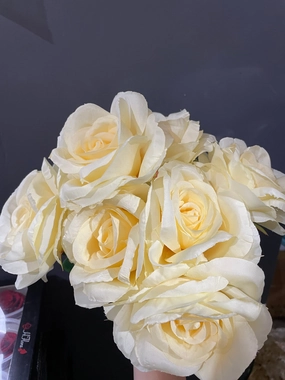 7 head light yellow Sweet Rose Artificial flower artificial flower bouquet  