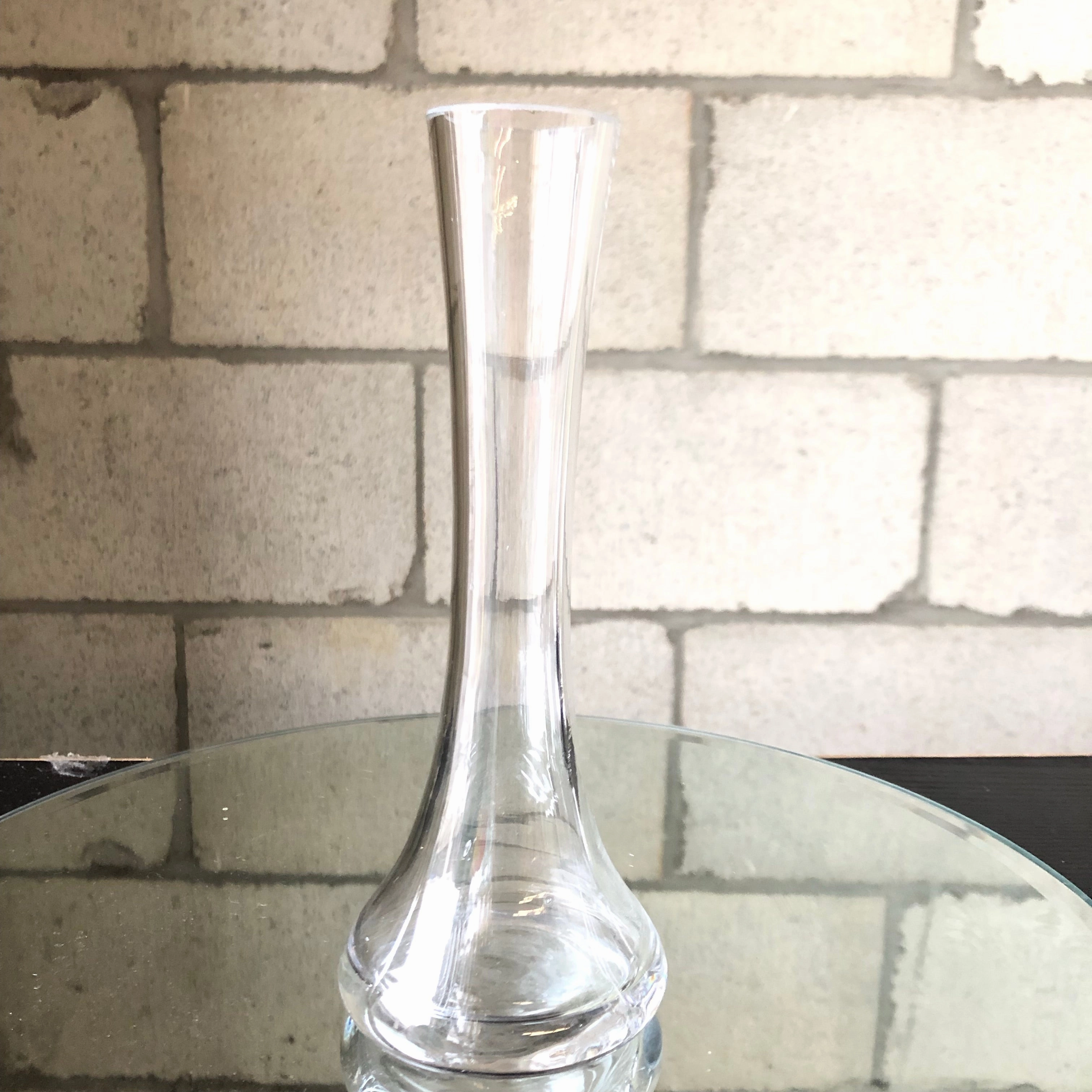 8" CLEAR EIFFEL TOWER VASE,aesthetic flower vase