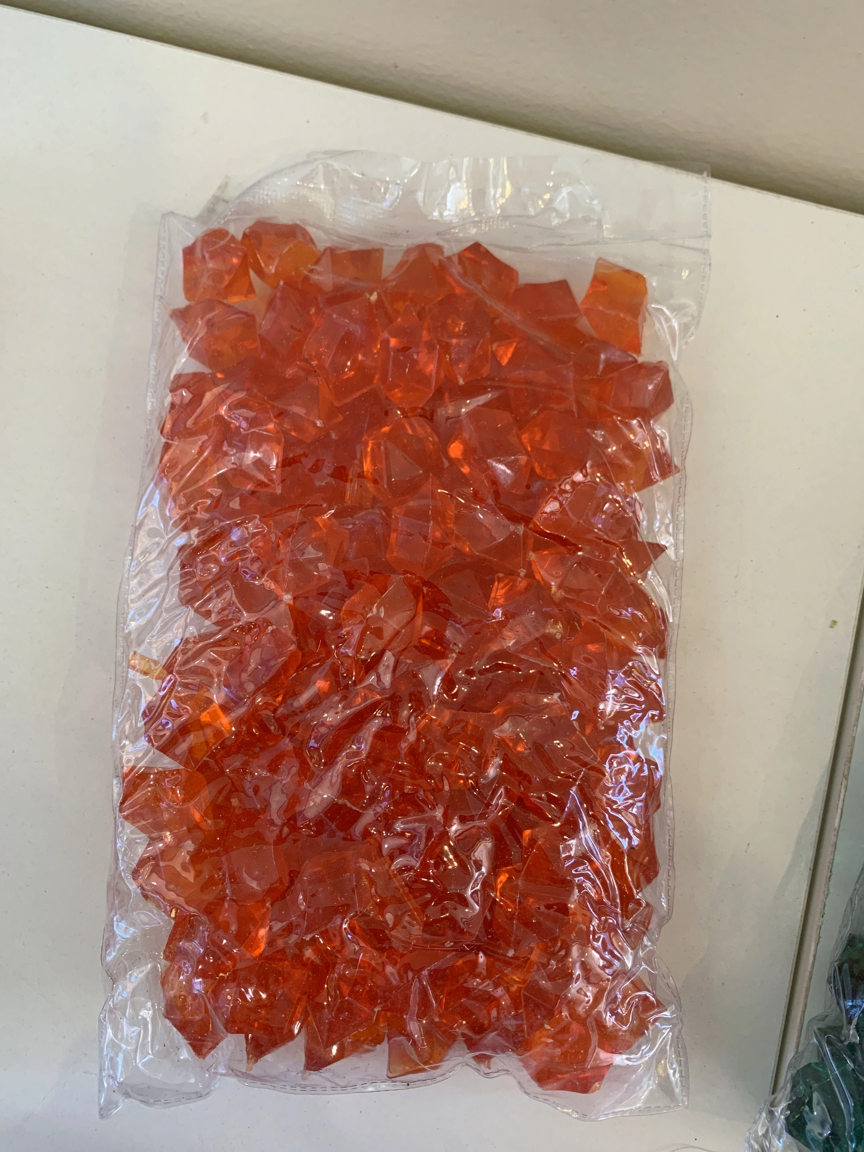 ACC0039 Acrylic Rock (Various Colours)