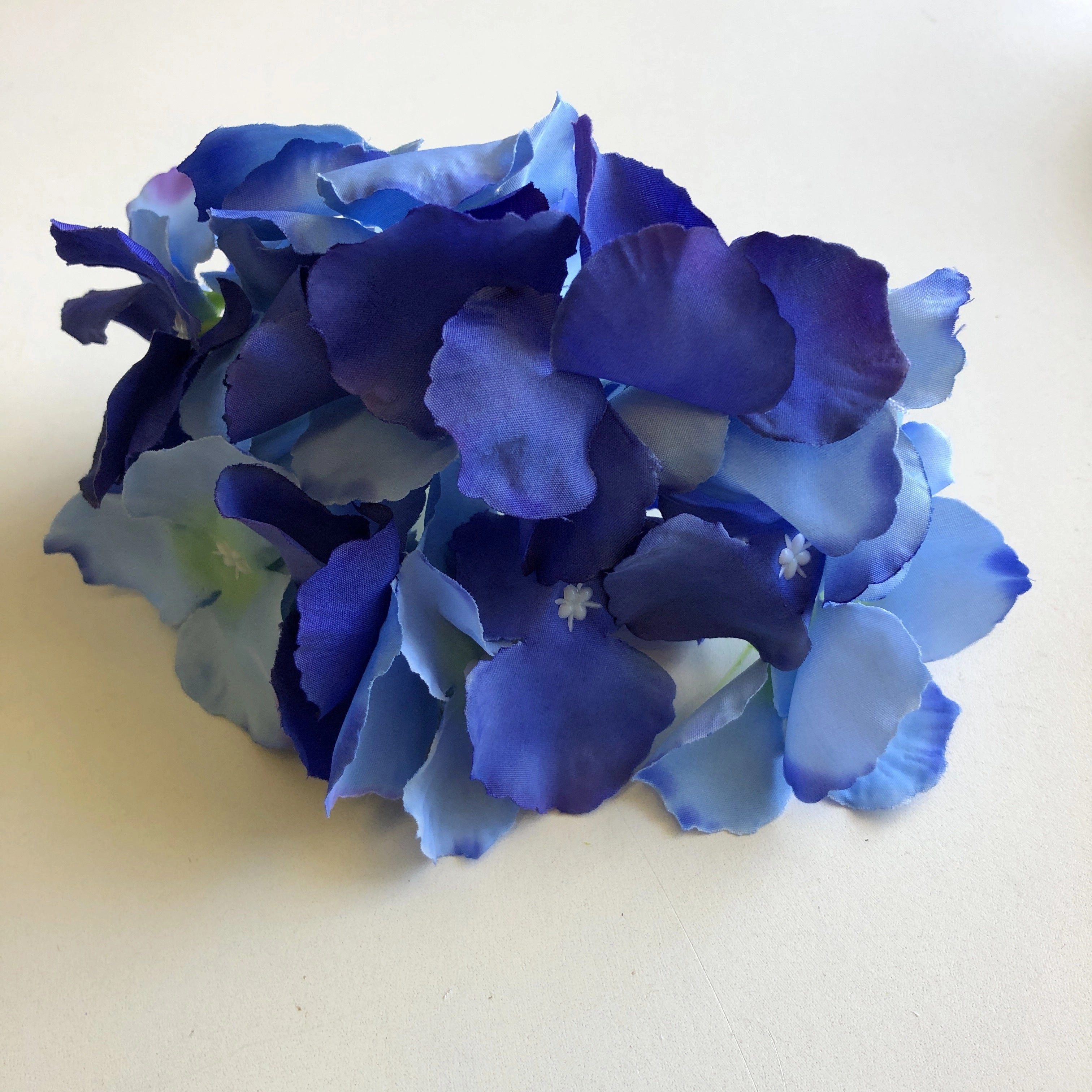 ACC0047 Single Hydrangea Head 15cm (Avail 8 Styles)