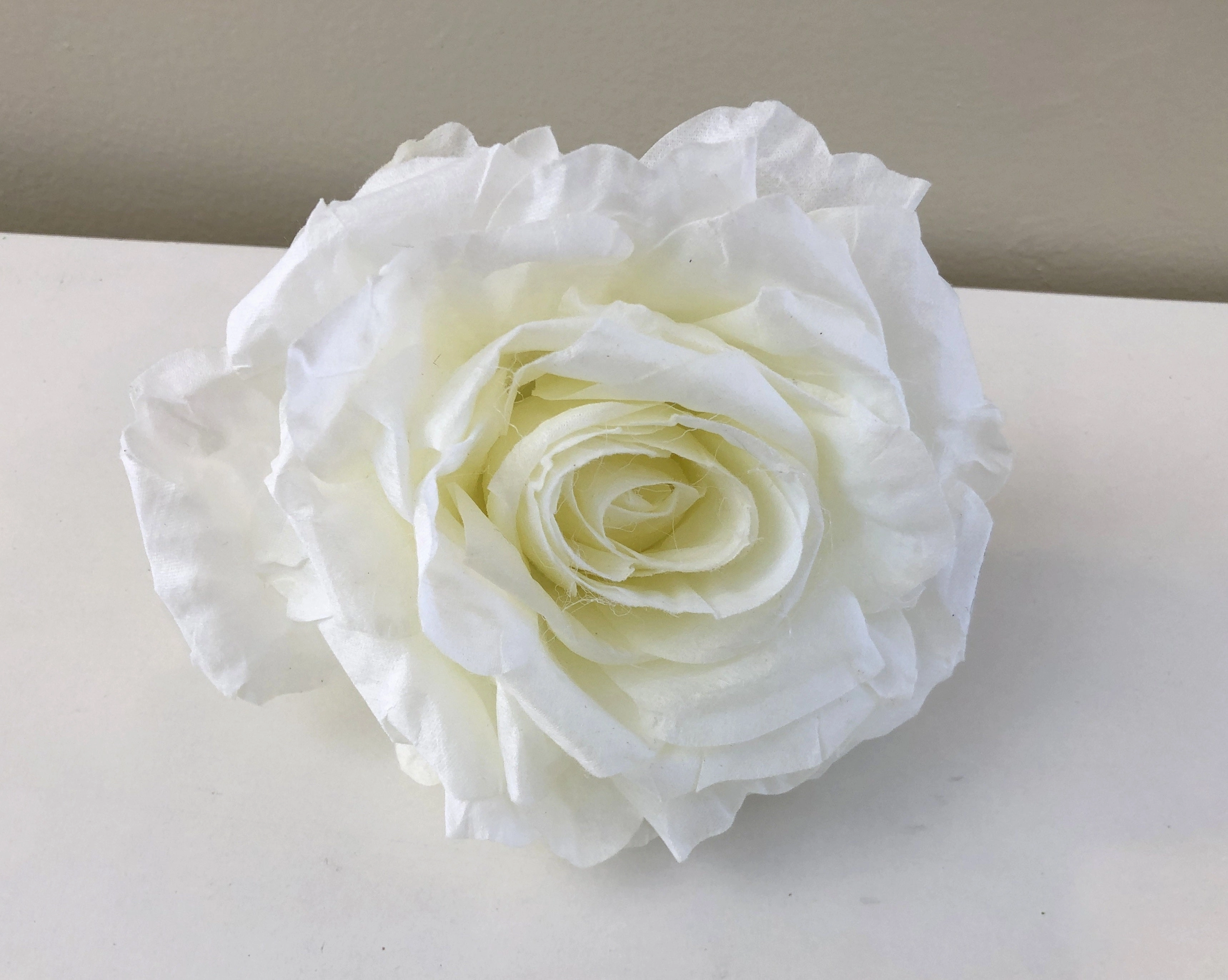ACC0078 Premium Single Flower Head - White (Large Size)