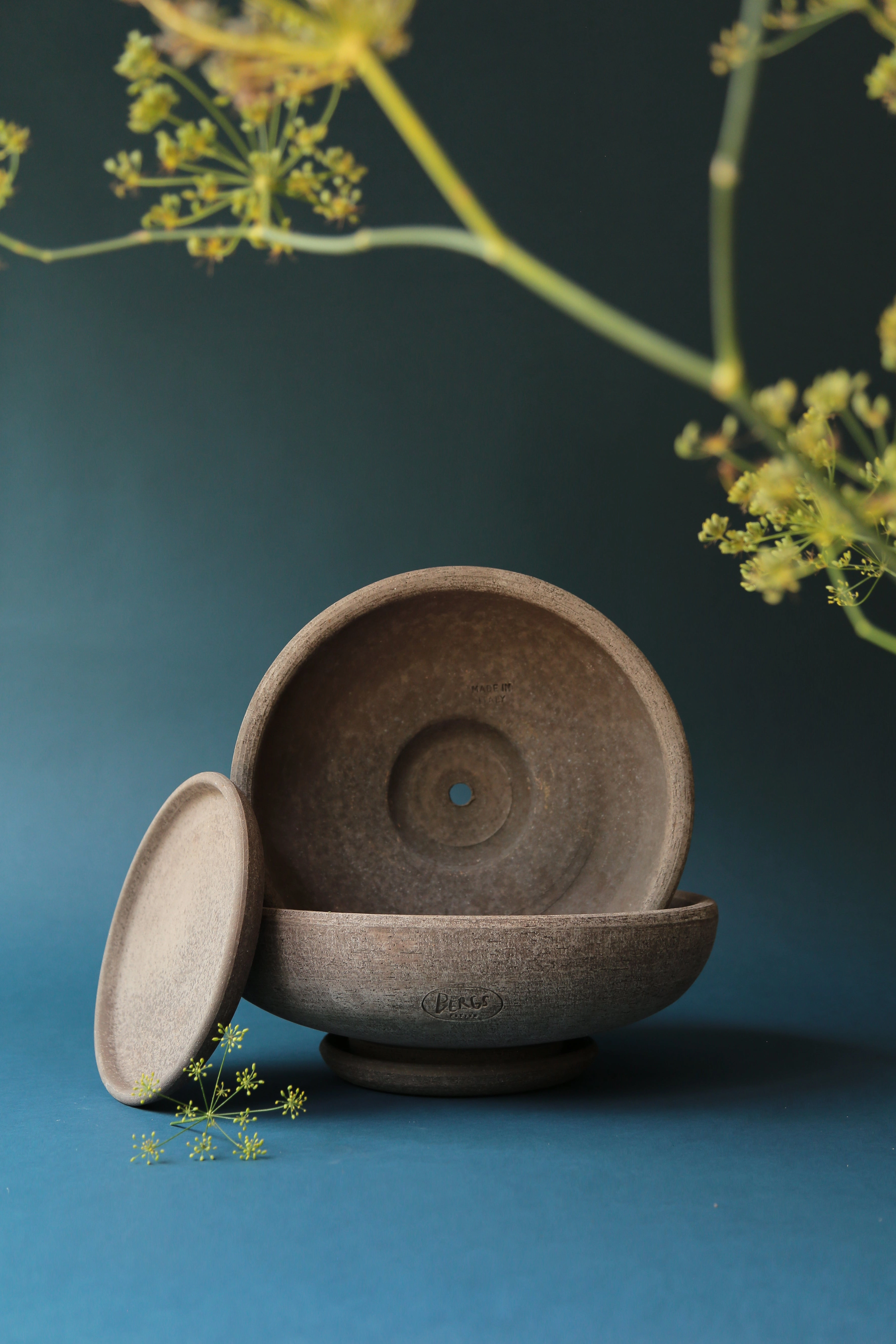 Ada Clay Bowl & Saucer Grey 40cm