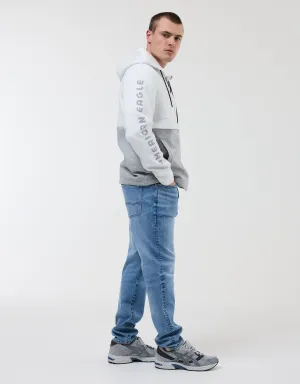 AE 24/7 AirFlex  Temp Tech Sportlich geschnittene Jeans