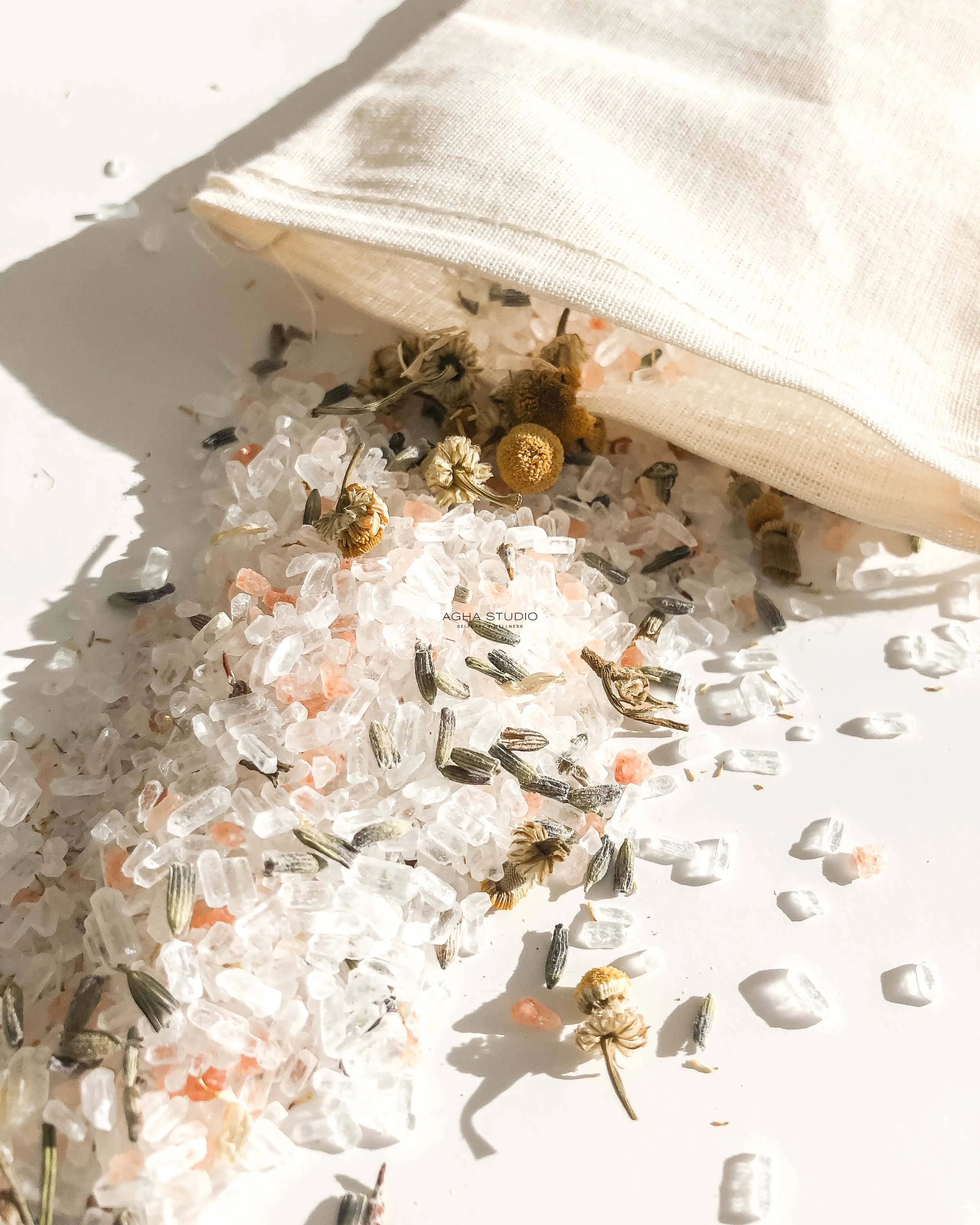 Agha Studio - Lavender Calm Bath Salts