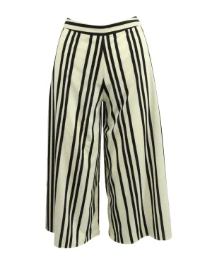 Alice   Olivia Gestreifte Weitbeinige Hose in Weiß aus Polyester