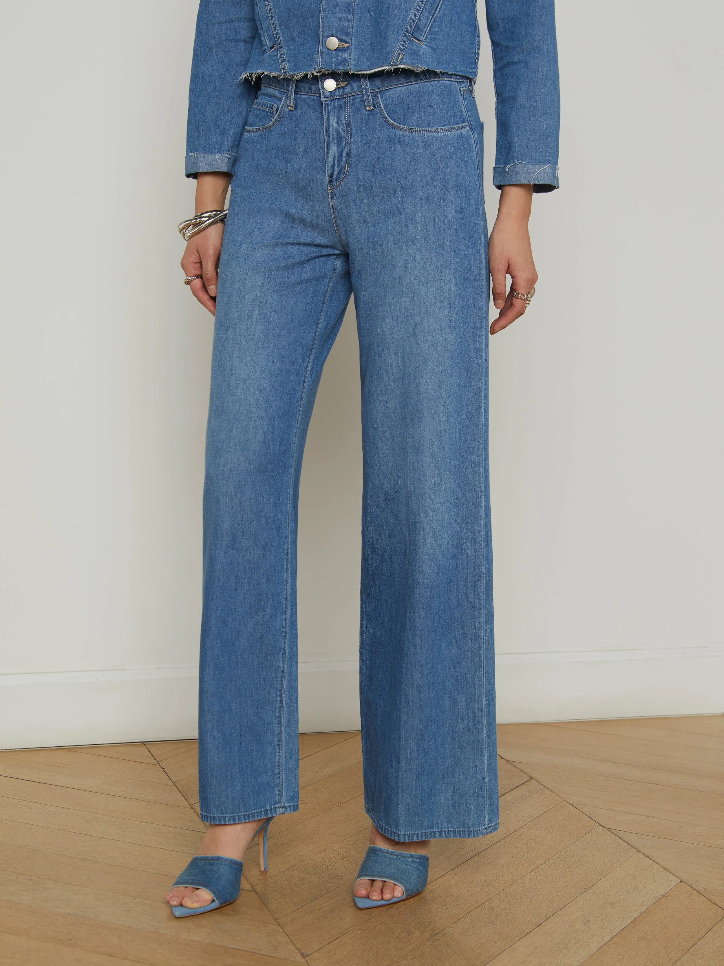 Alicent Weit geschnittene Jeans