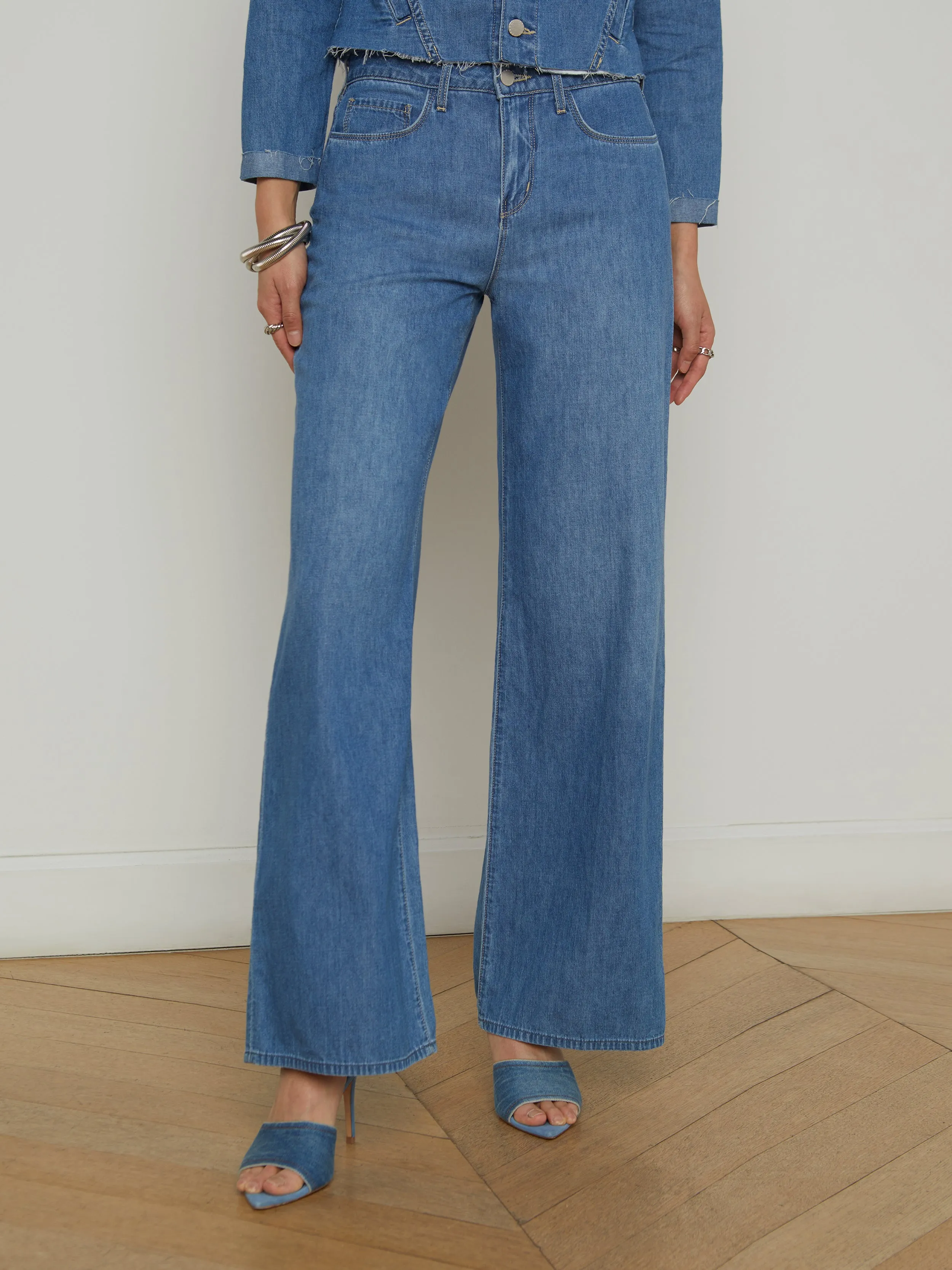 Alicent Weit geschnittene Jeans