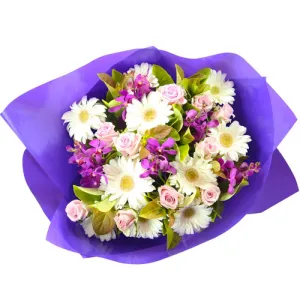 Autumn Breeze,realistic flower bouquet 
