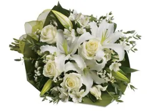 Autumn Pure,realistic flower bouquet 