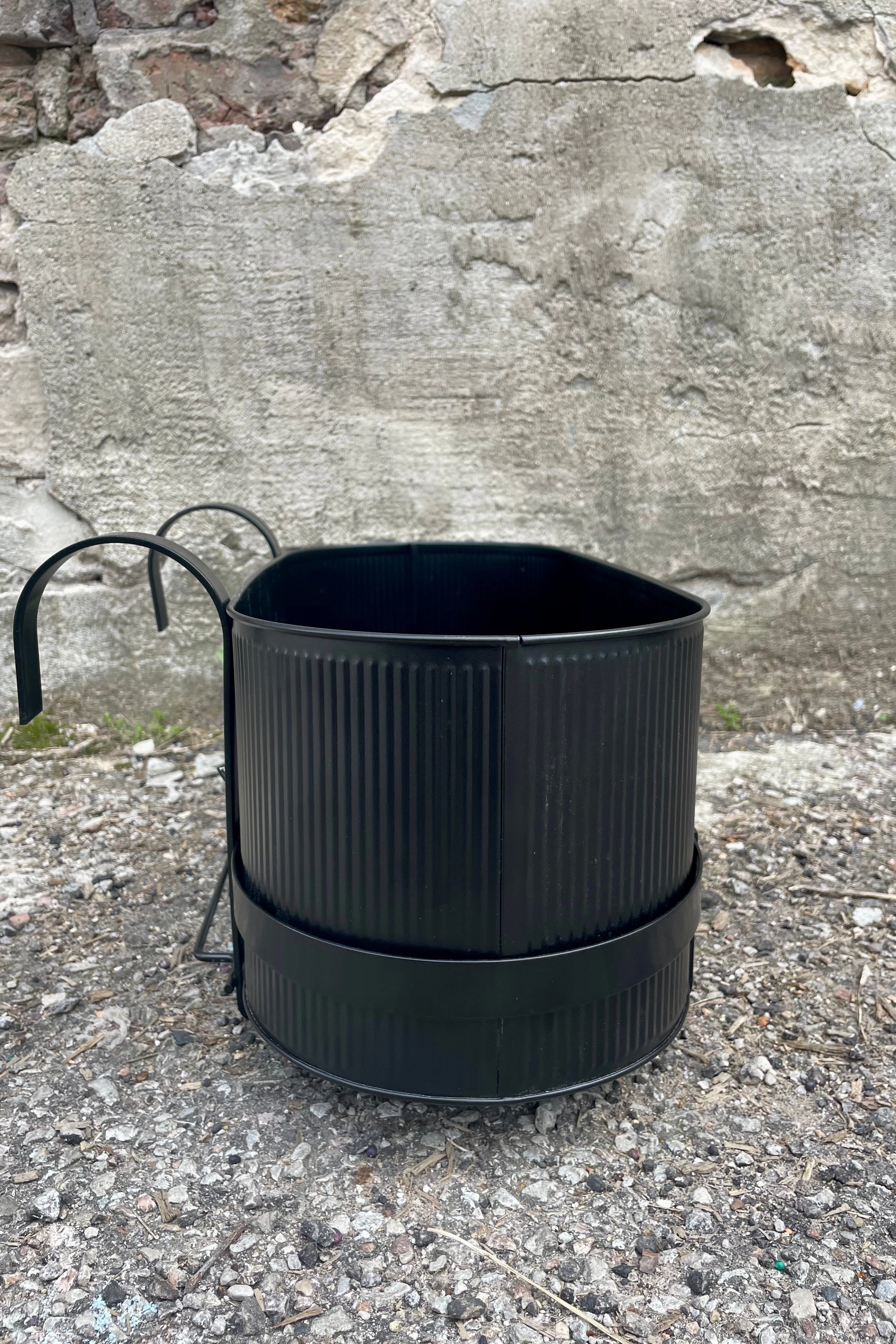 Bau Balcony Box Black