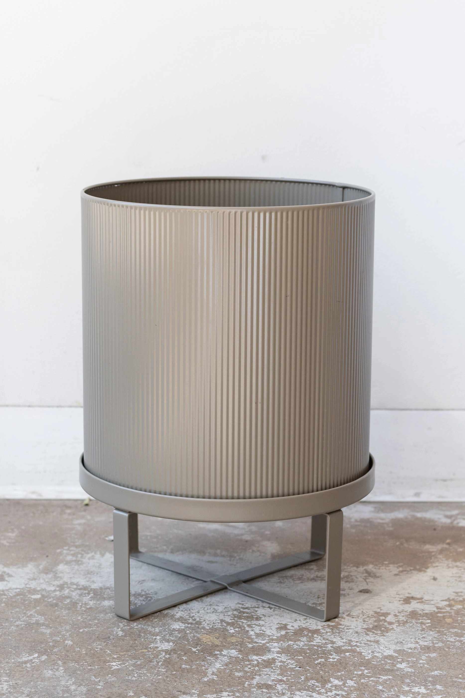 Bau Pot Warm Grey Large