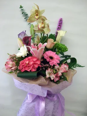 Bouquet No.12(Photo shown is Large size. Small $75, Medium $95, Large $115 Extravagant $135 CAD),faux bloom stem 