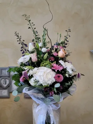 Bouquet No.18 (Photo shown is Large size. Small $90, Medium $110, Large $130 Extravagant $150 CAD),faux bloom stem 