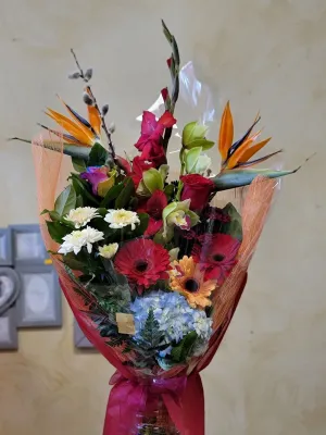 Bouquet No.26 (Photo shown is Large size. Small $85, Medium $105, Large $125 Extravagant $145 CAD),faux bloom stem 