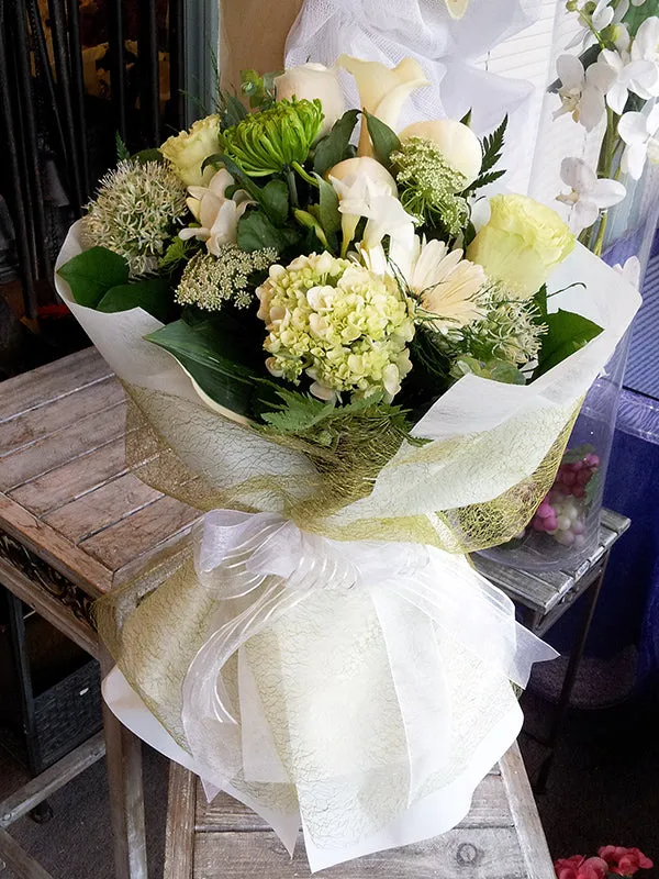 Bouquet No.31 (Photo shown is Medium size. Small $70, Medium $90, Large $110 Extravagant $130 CAD),faux bloom stem 