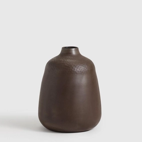 Brown Layla Iron Vase,hand-painted ceramic vase