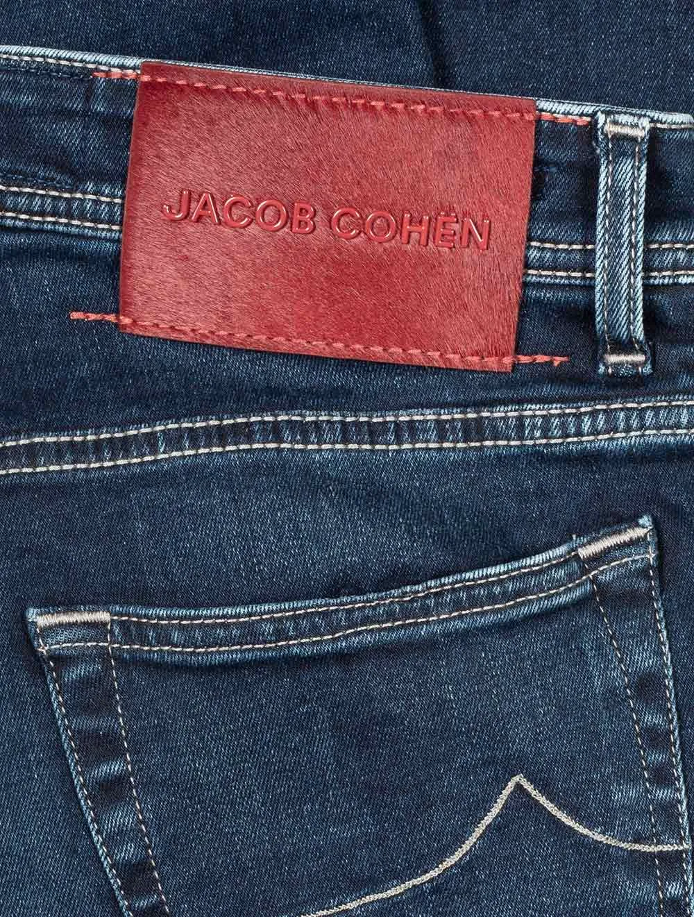 Burgunder Abzeichen Slim Fit Jeans Denim
