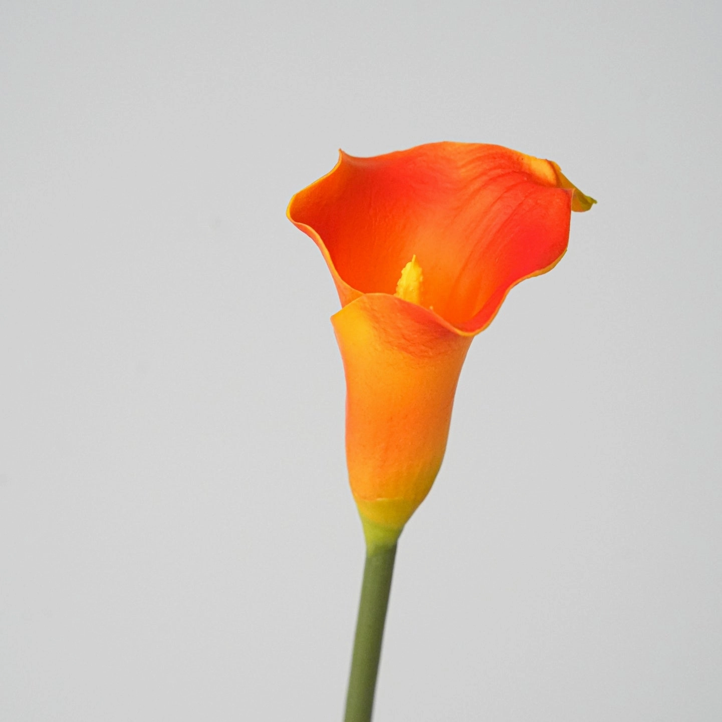 Calla Lily Artificial Real Touch Flower 70cm Stem 3 Color Selections CALLALILY1-3