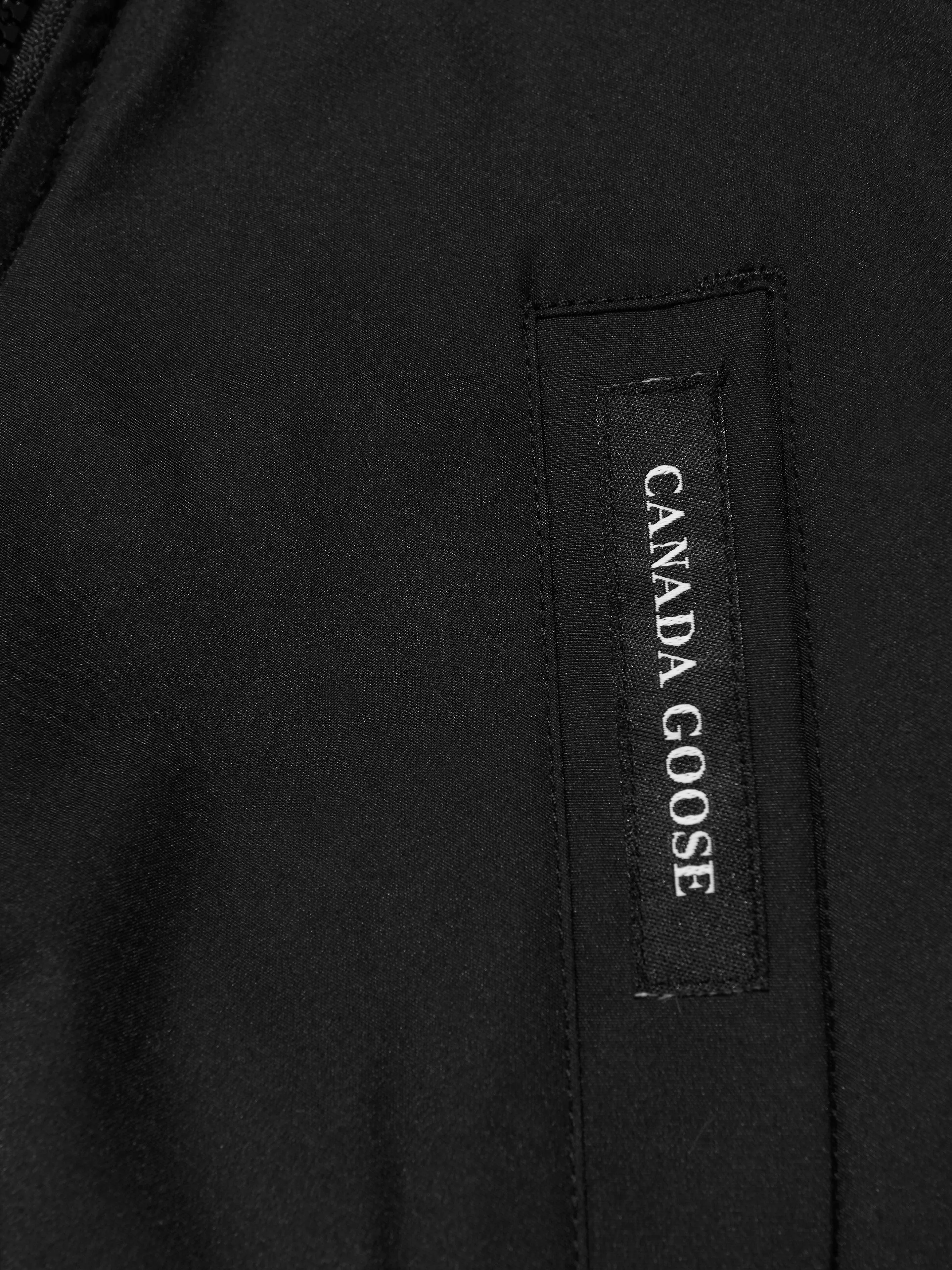 Canada Goose Kids Grizzly Bomber in Schwarz
