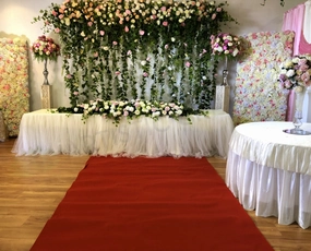 Carpet Runner / Wedding Aisle Runner (Felt)  2 meter wide - Red / White,garden field mower