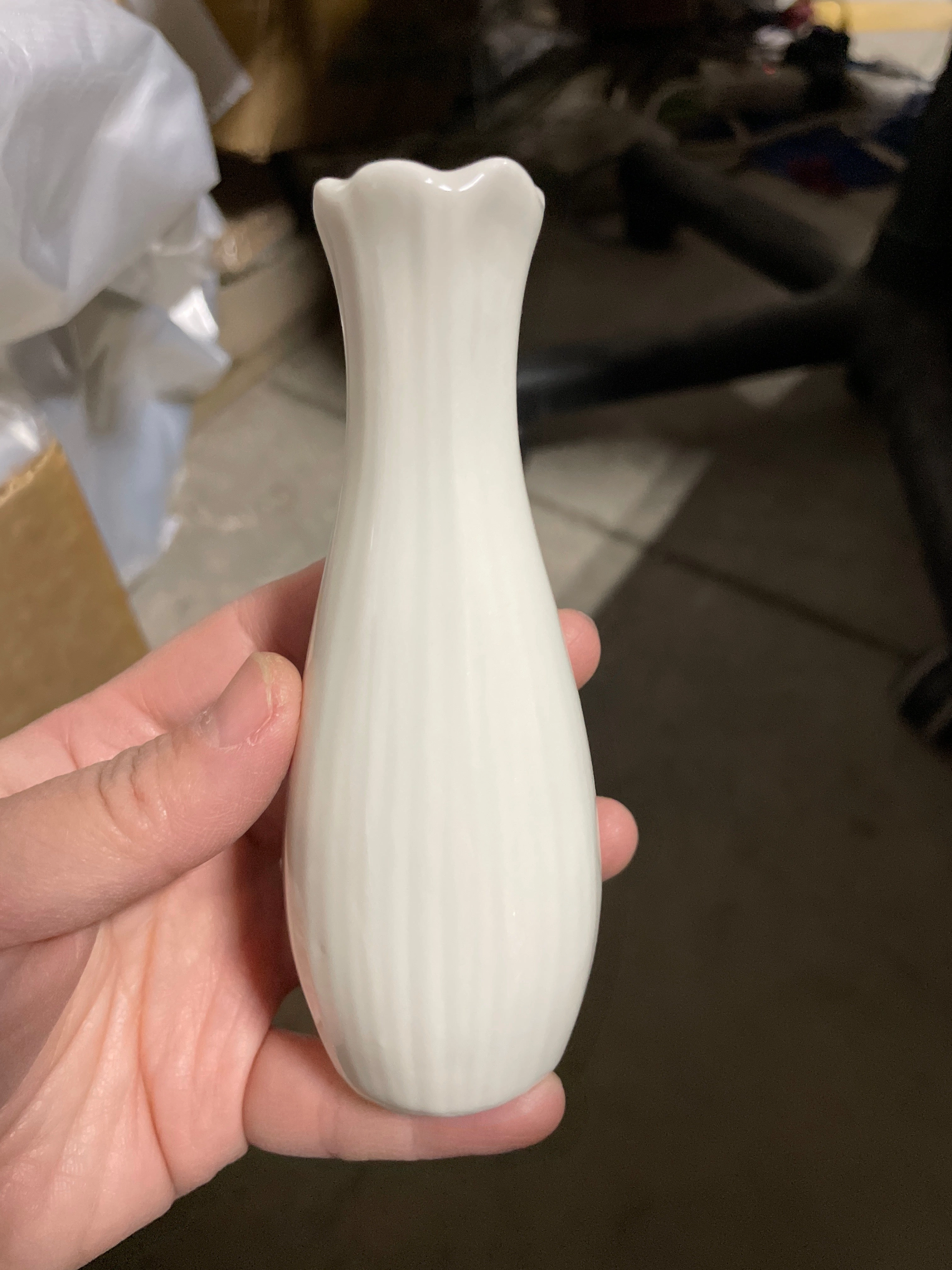Ceramic Small White vase 4.5-5