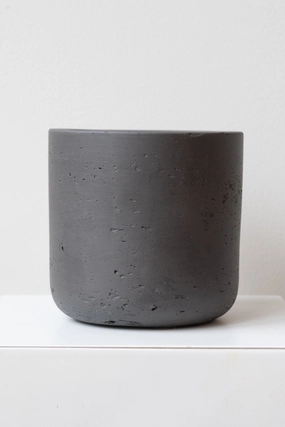 Charlie Pot Black Washed Small,indoor flower container