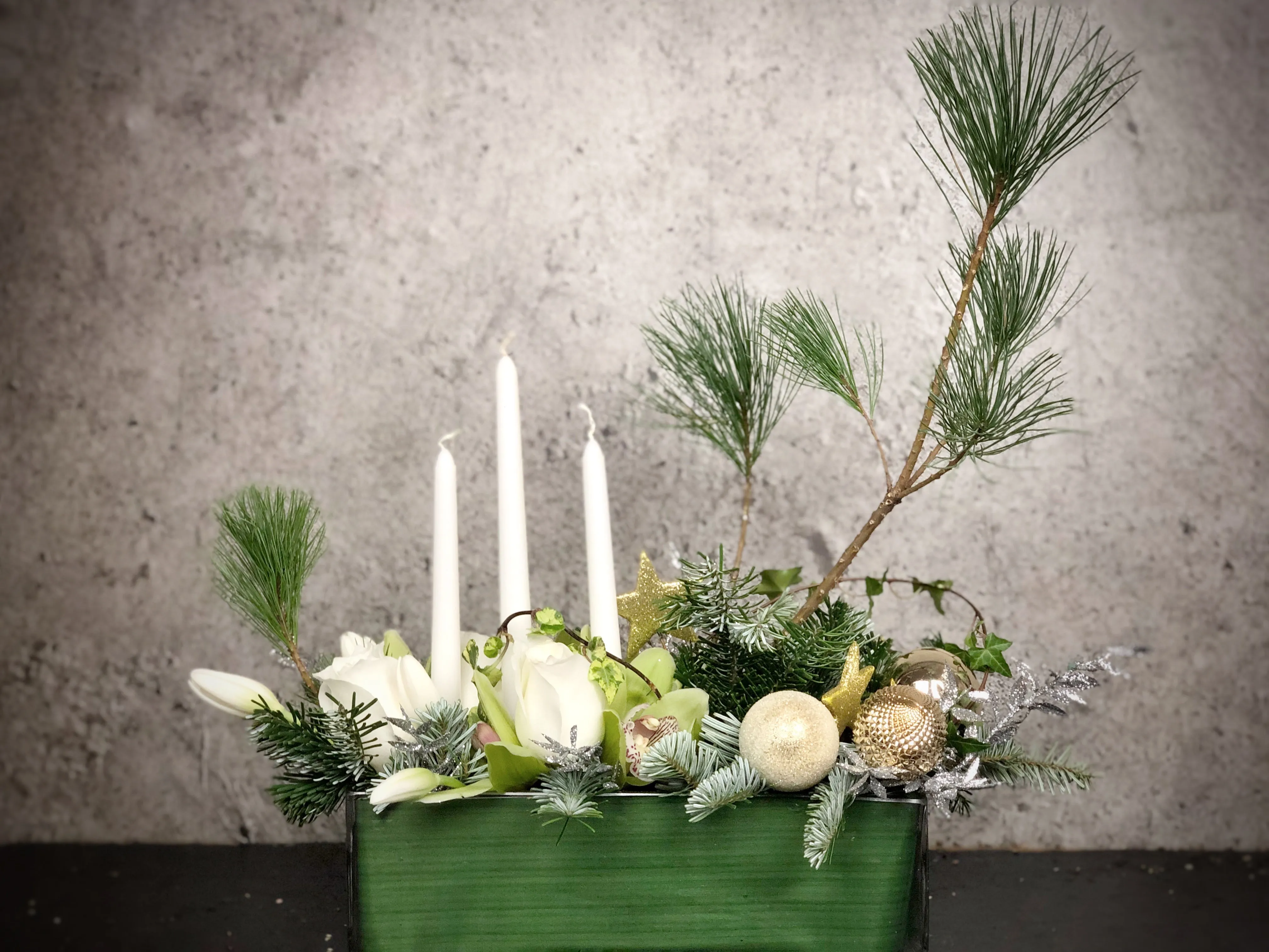 Christmas Centrepiece (2.0),realistic flower bouquet 
