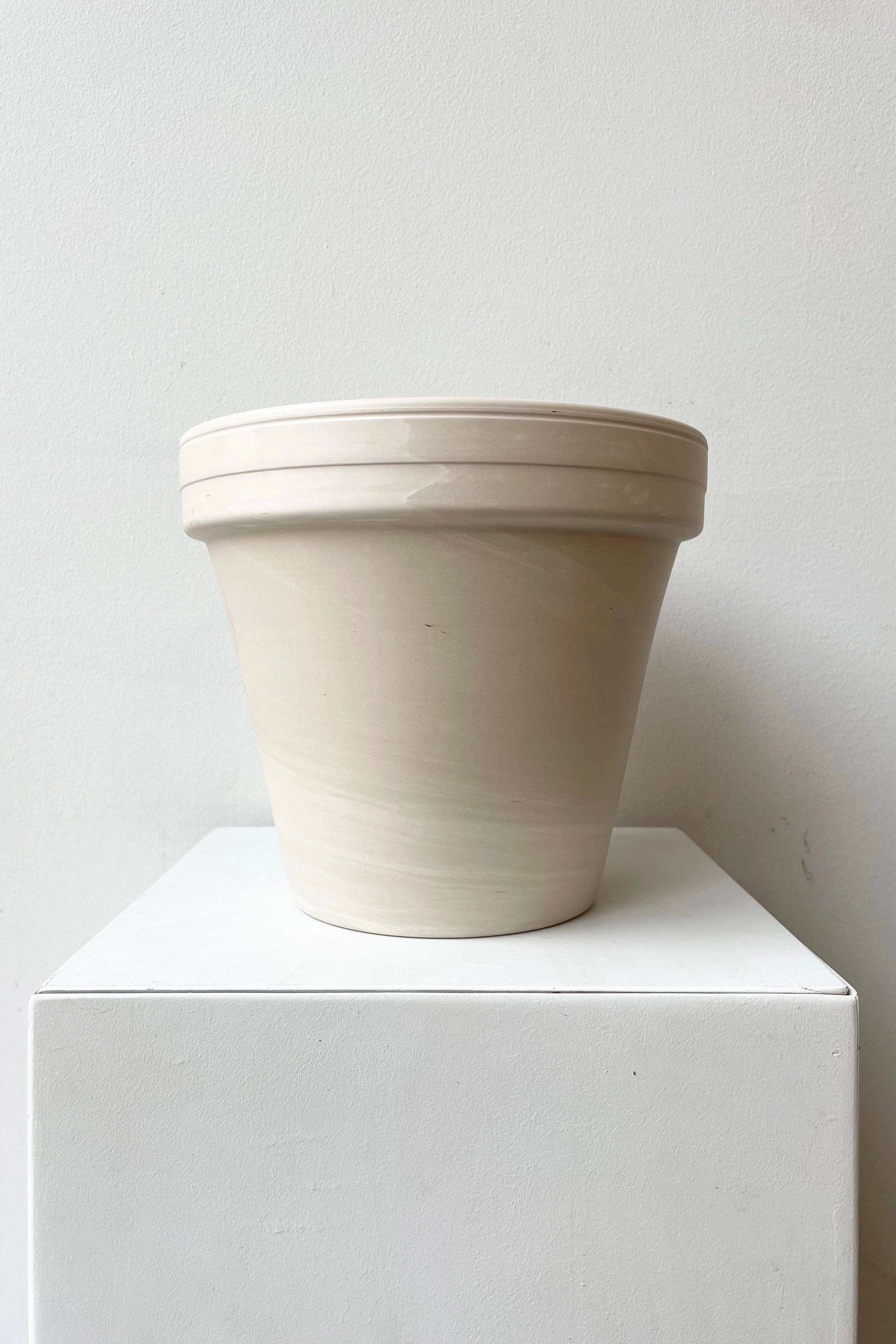 Clay Pot Granite 8",indoor flower container