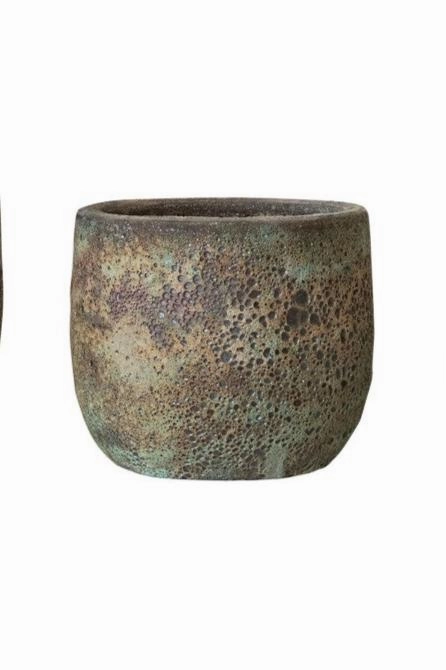 Coarse Terra-cotta Planter Volcano Finish Medium