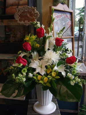 Container arrangement No.61,faux bloom stem 