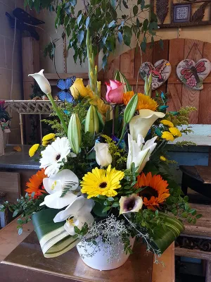 Container arrangement No.75,faux bloom stem 