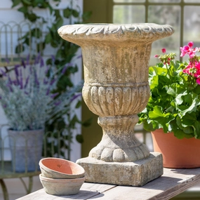 Courtyard Garden Urn with Base,classic ceramic flowerpot