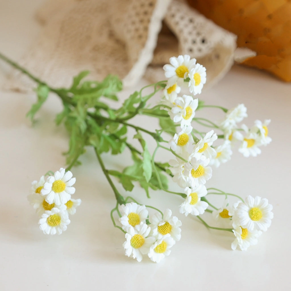 Daisy Chamomile Artificial Silk Flower 54cm Stem White DAISY012