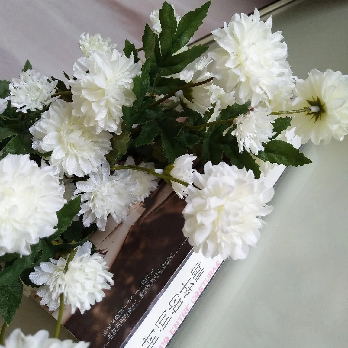 Daisy Iceland Artificial Silk Flower 52cm Stem DAISY005-008