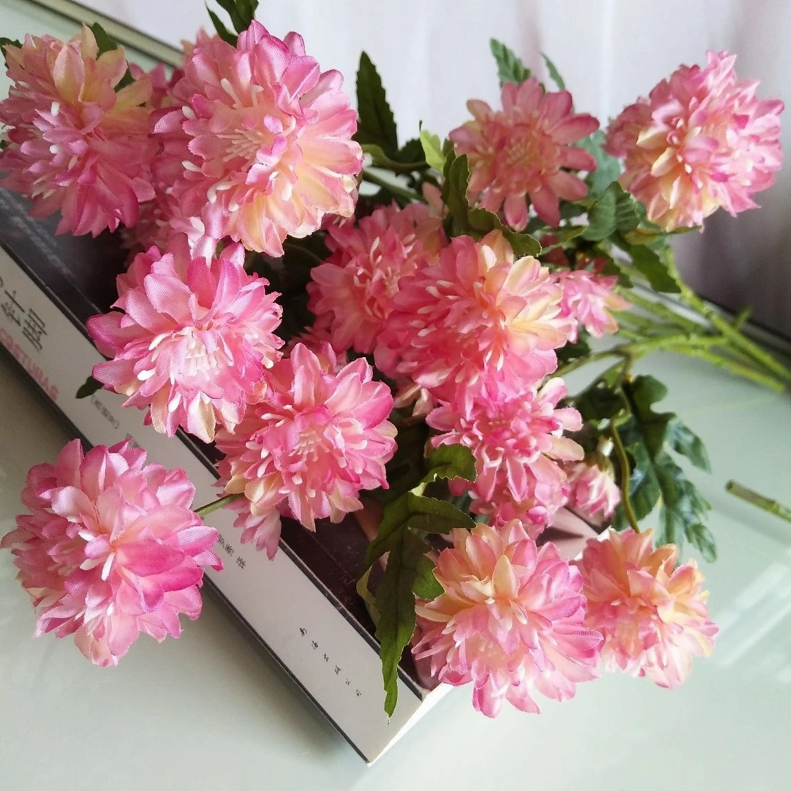 Daisy Iceland Artificial Silk Flower 52cm Stem DAISY005-008