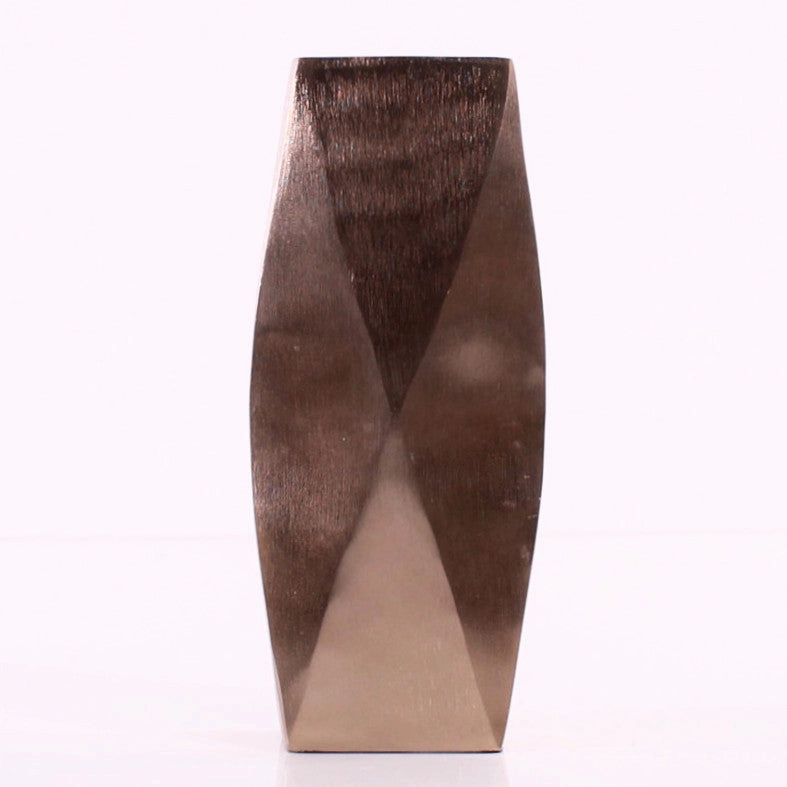 Daro Vase