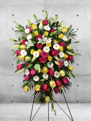 Designer's Choice Easel Spray,realistic flower bouquet 