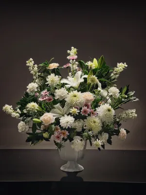 Designer's Choice Urn Arrangement,realistic flower bouquet 