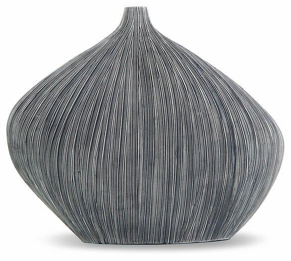 Donya Vase,transparent glass vase