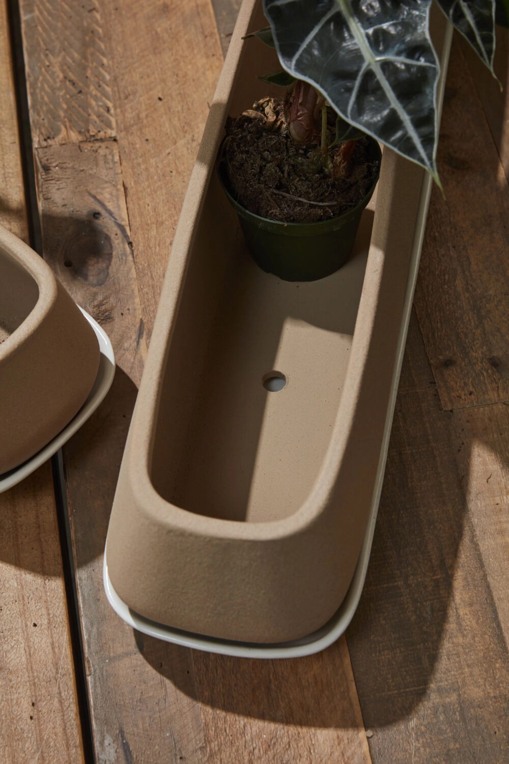Dublin Planter & Saucer Large