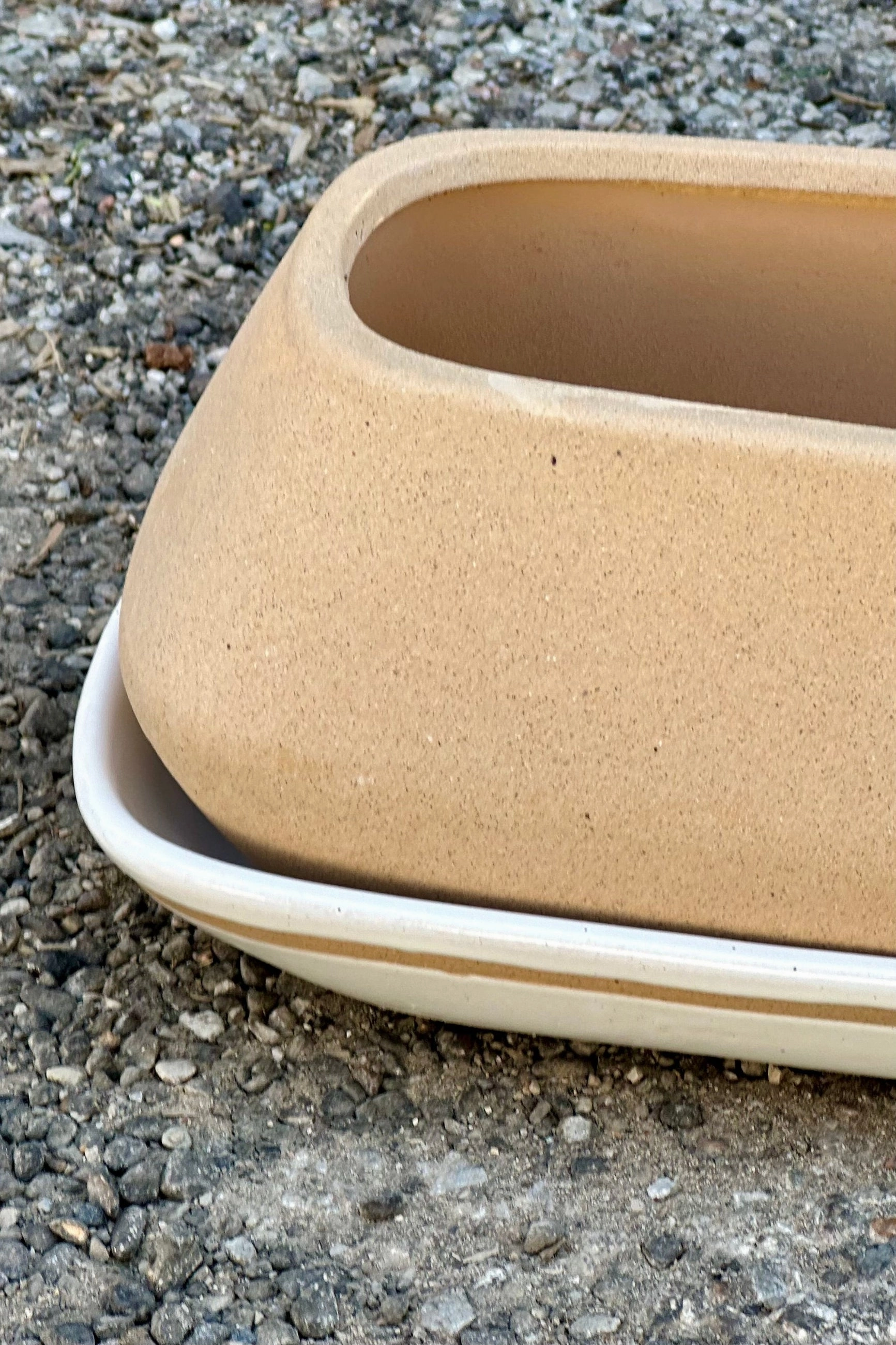 Dublin Planter & Saucer Large