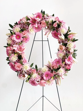ER-1 Premium Monocolor Wreath,romantic flower gift