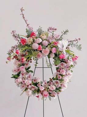 ER-5 Premium Wreath with Crown,romantic flower gift