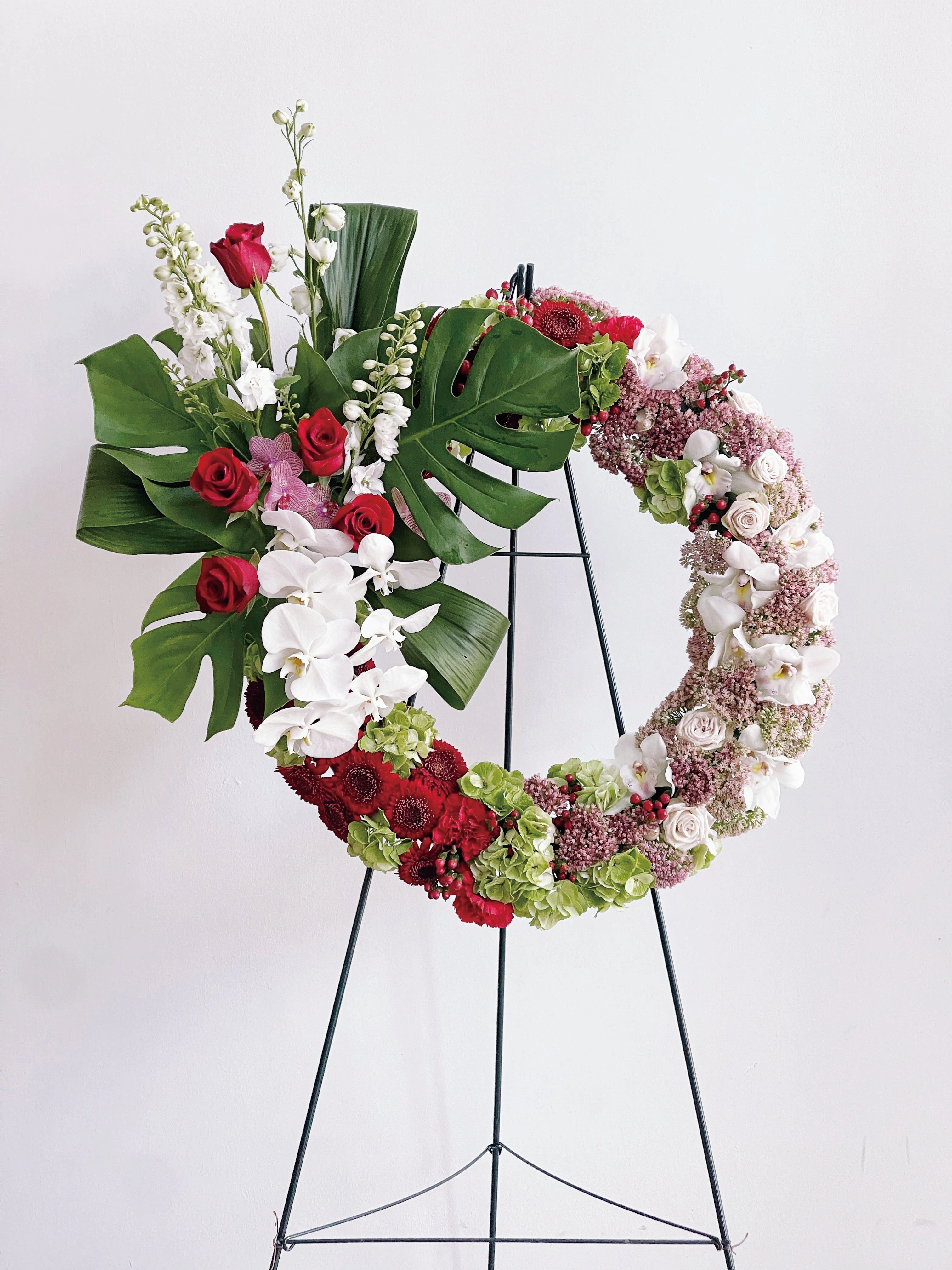ER-8 Asymmetrical Wreath,romantic flower gift