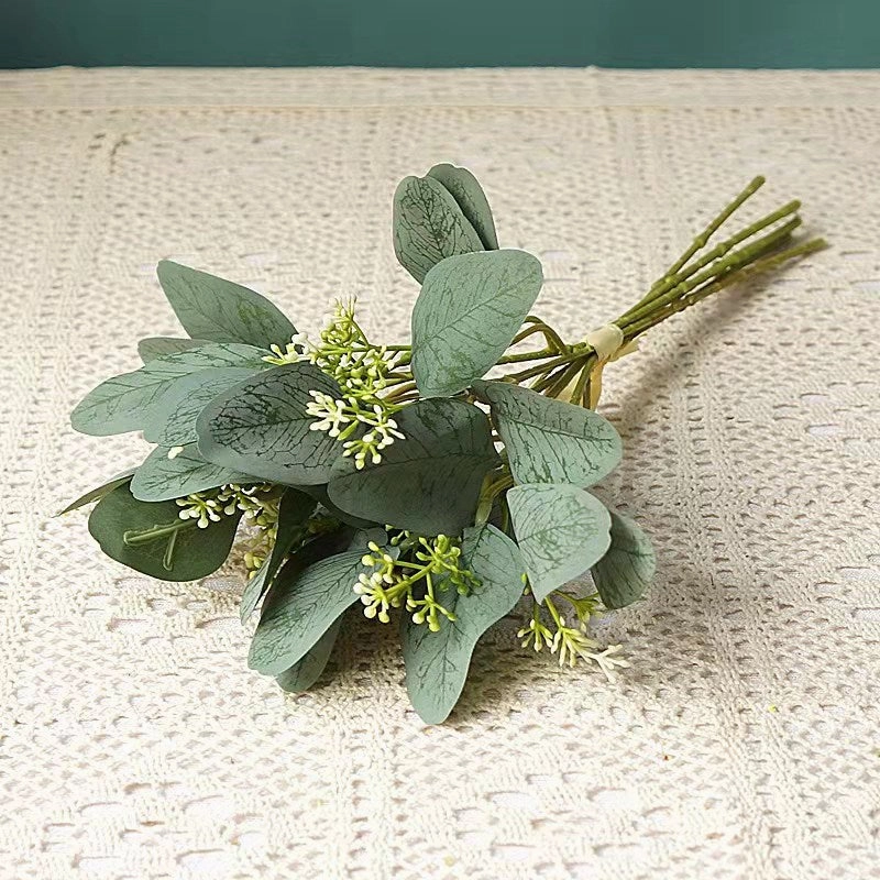 Eucalyptus Artificial Silk Greenery 37cm Bunch EUCALYPTUS010