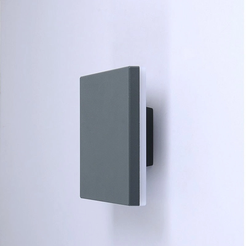 Euri Outdoor / Waterproof Wall Lamp