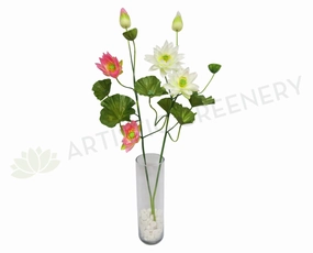 realistic flower bouquet