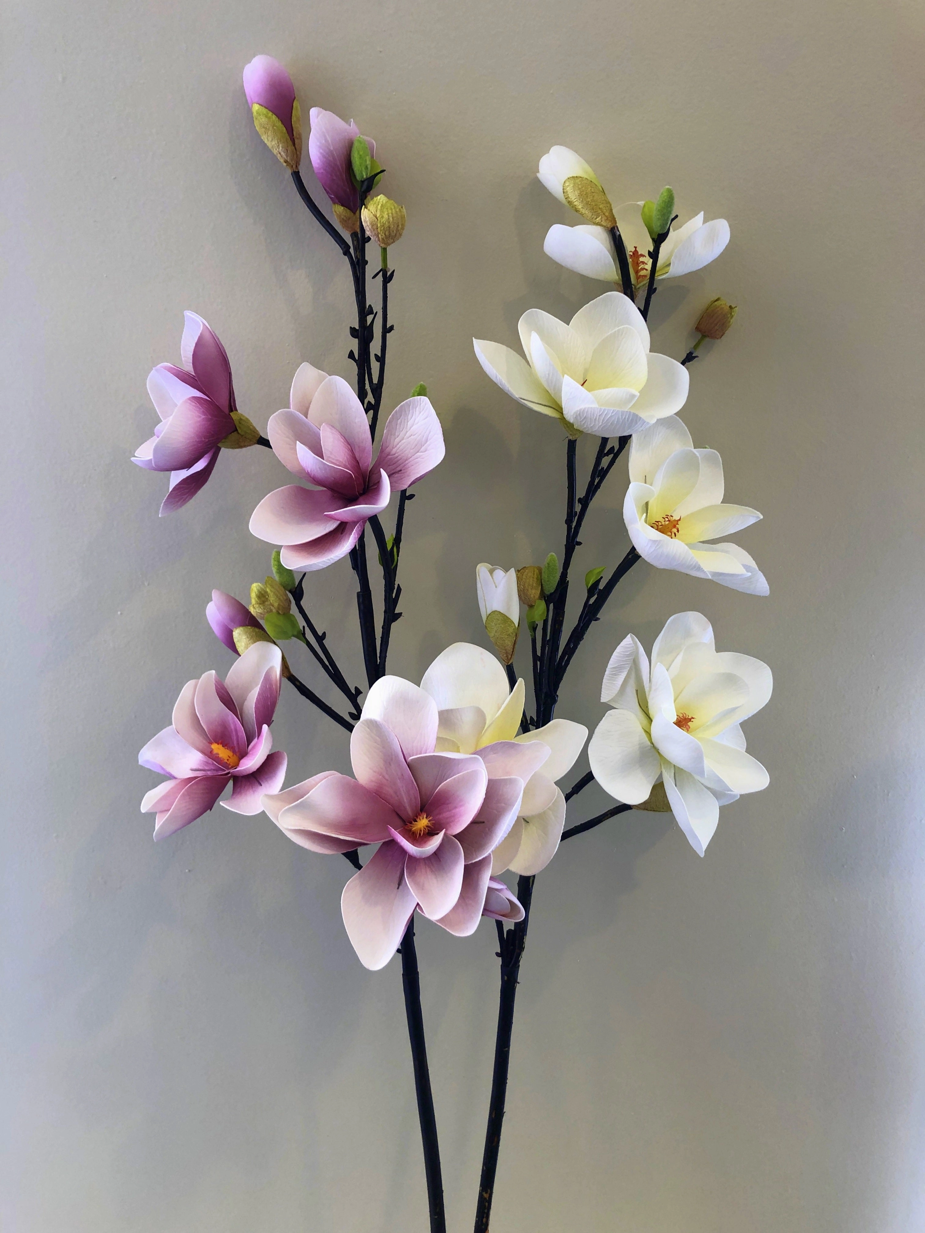 F0261 Large Magnolia Spray PU 118cm Pink / White (Adjustable Petals)
