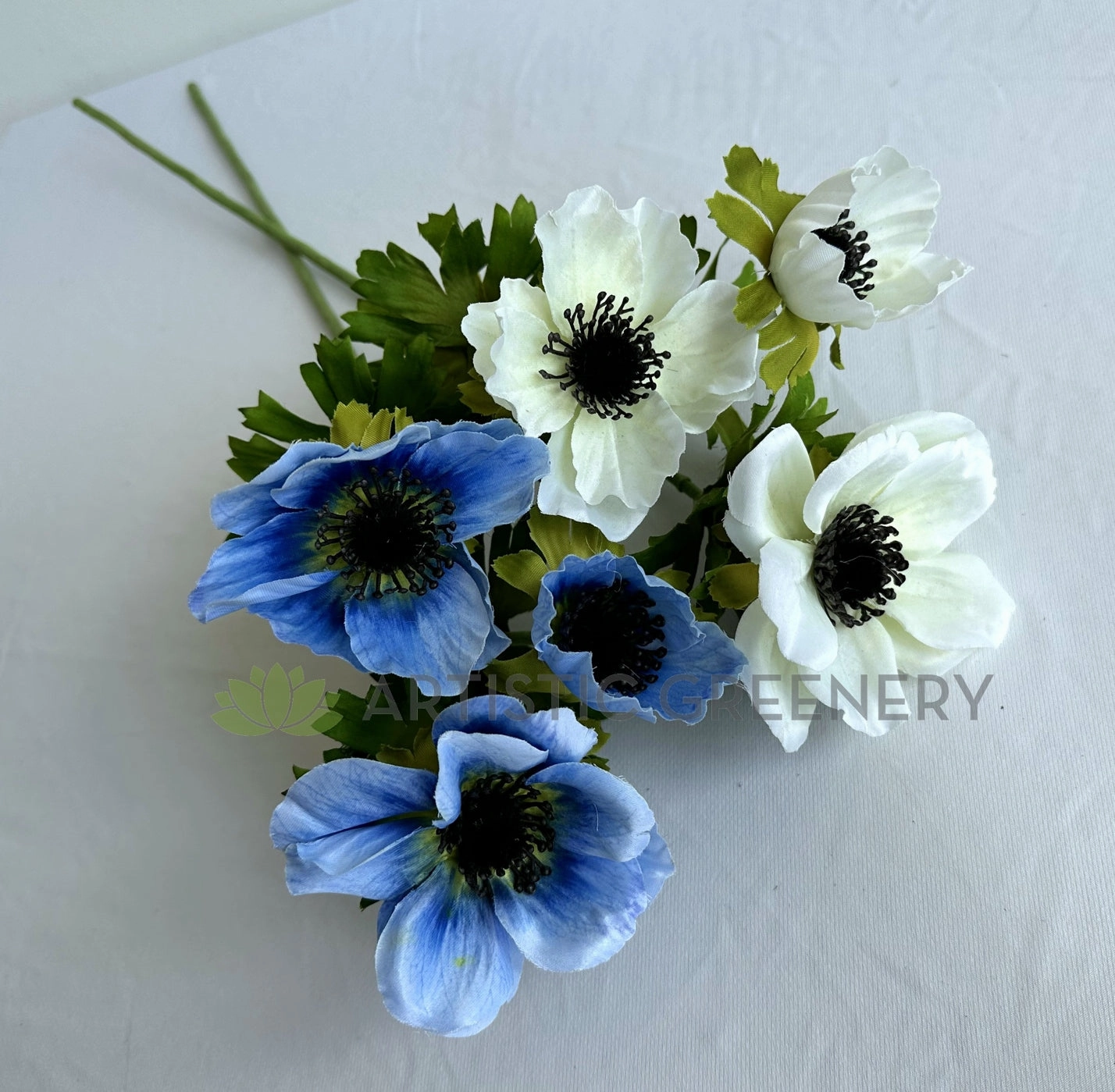 F0428 Anemone Spray 58cm Blue / White