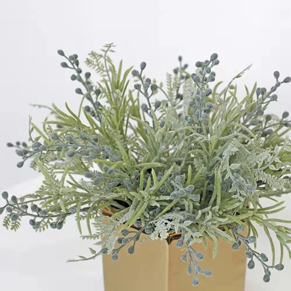 Fern Artificial Greenery Small Bunch 34cm FERN004